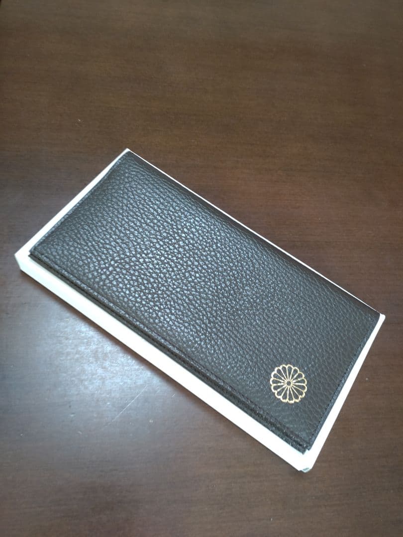 へ*じ様 皇居　長財布　黒　新品