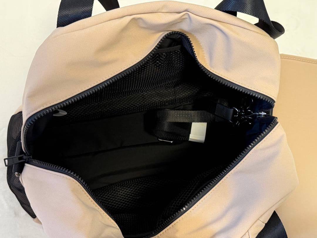 新品★2025年新作★BOSS★マザーズバッグ★軽量★高島屋購入