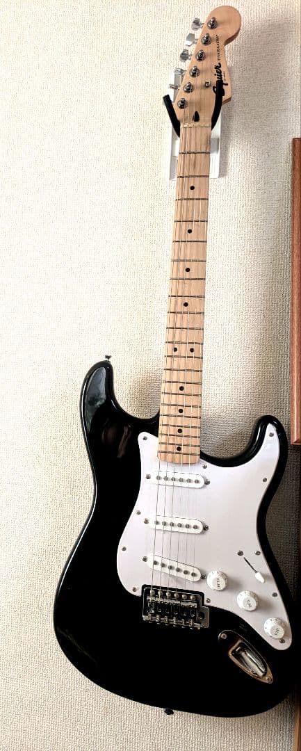 Squier by Fender Sonic Strat 2023ブラック