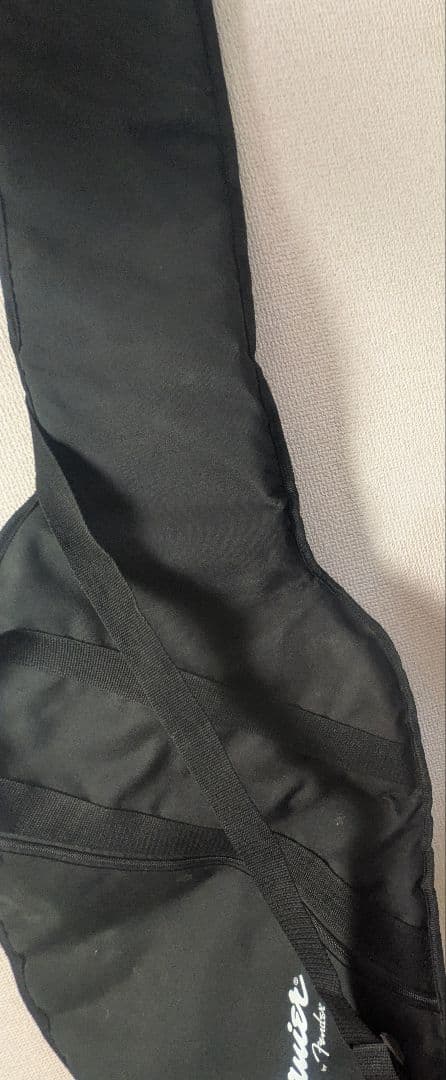 Squier by Fender Sonic Strat 2023ブラック