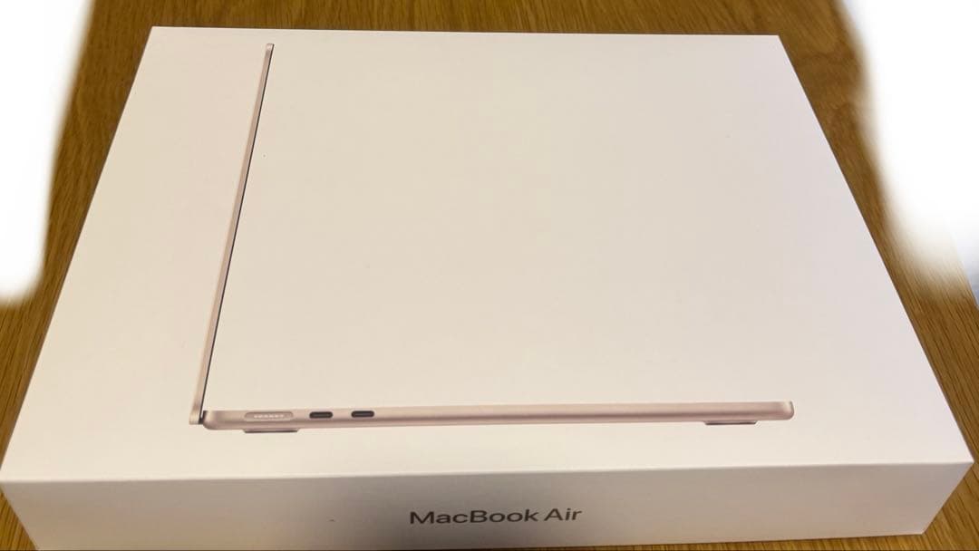 MacBook Air 13インチ M4チップ / 16GB256GB