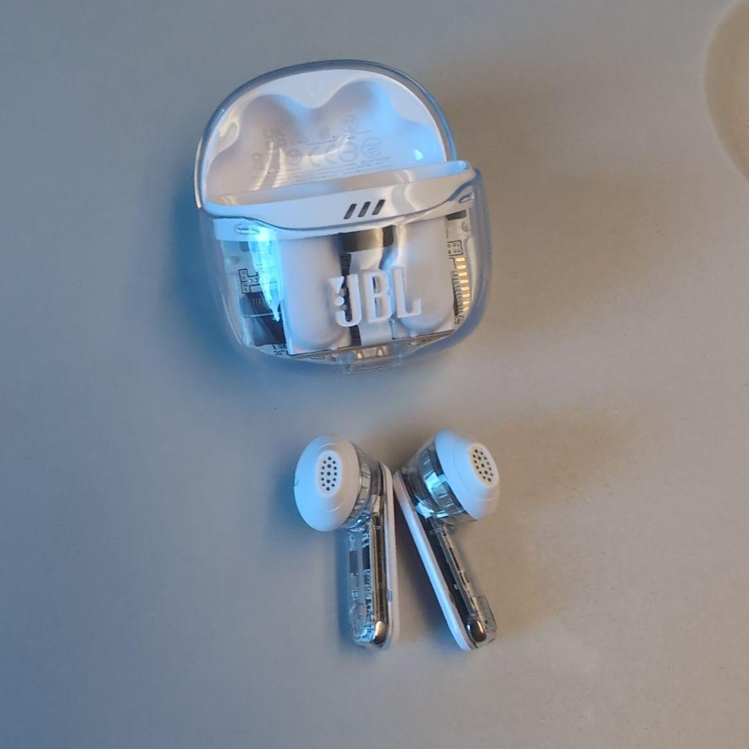 JBL tune flex2 ホワイト 充電ケース付き