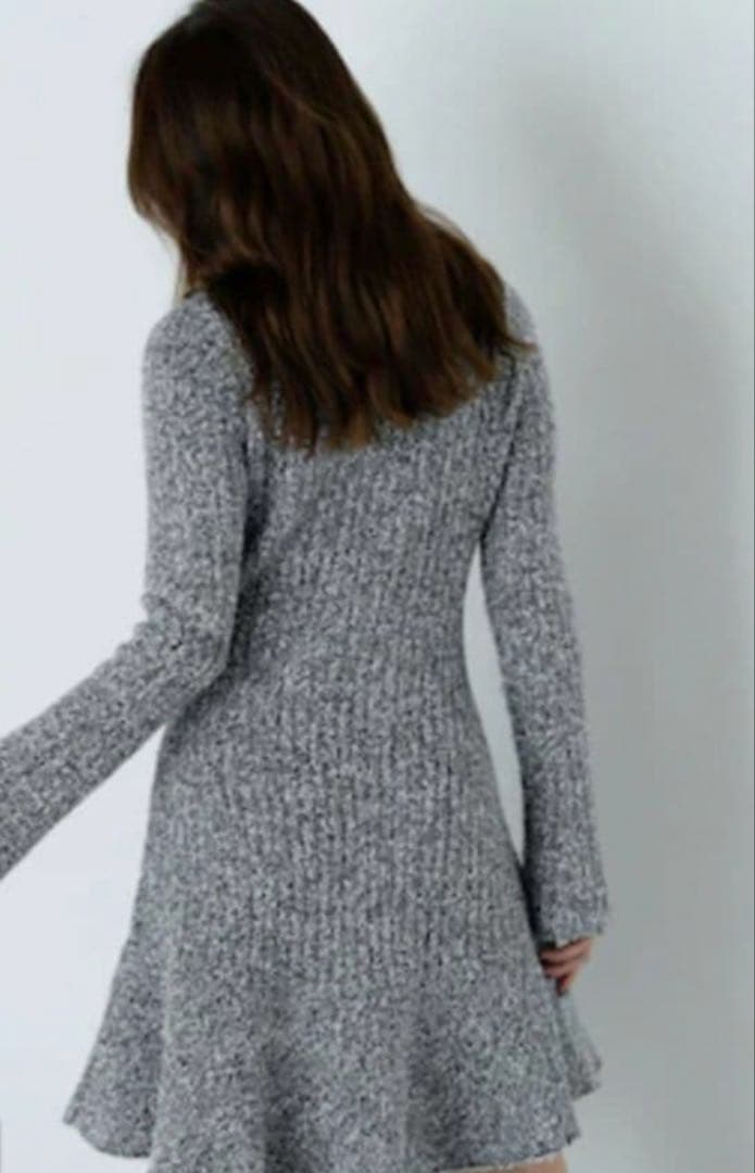 ナチュラルビューティーベーシック　ツイードミニワンピース＆カーディガンセット