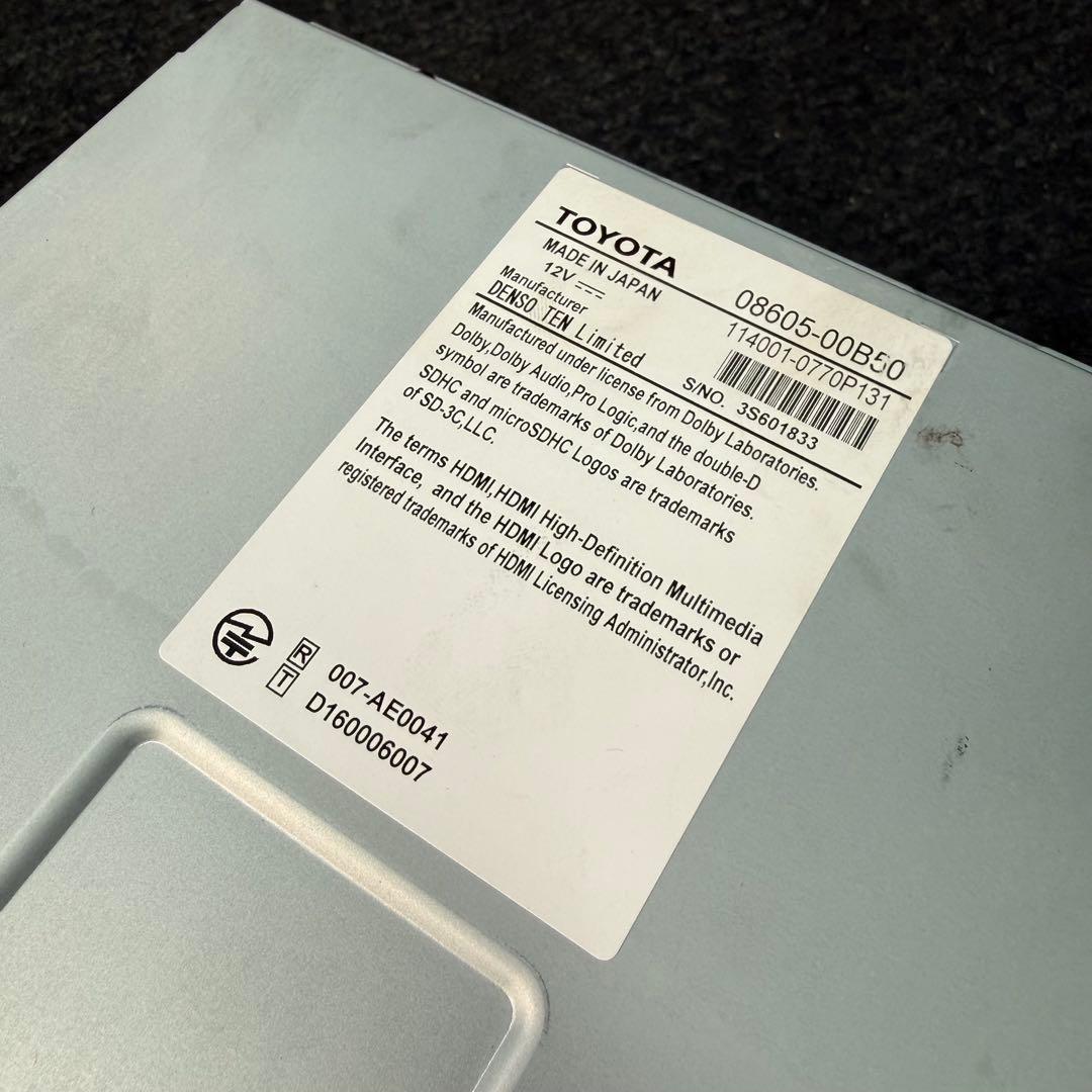 TOYOTA 純正ナビ　NSZT-W68T 本体のみ