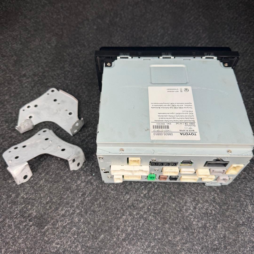 TOYOTA 純正ナビ　NSZT-W68T 本体のみ