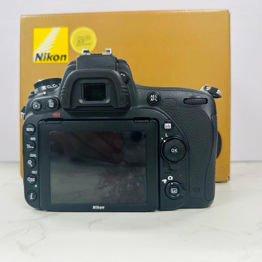 NIKON D750 ショット数約61,000回 ボディ WW2585