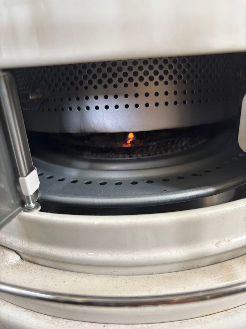 コロナ石油ストーブ ホワイト