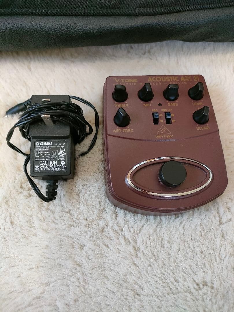 美品サイレントギターYAMAHA SLG110Sケース アダプタ プリアンプ付