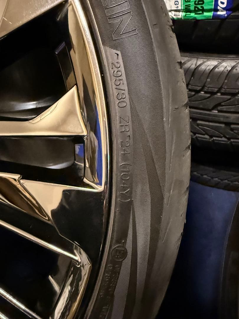 【美品】WALDジェニュインラインFS001 24インチ　ランクル・LXなどに！