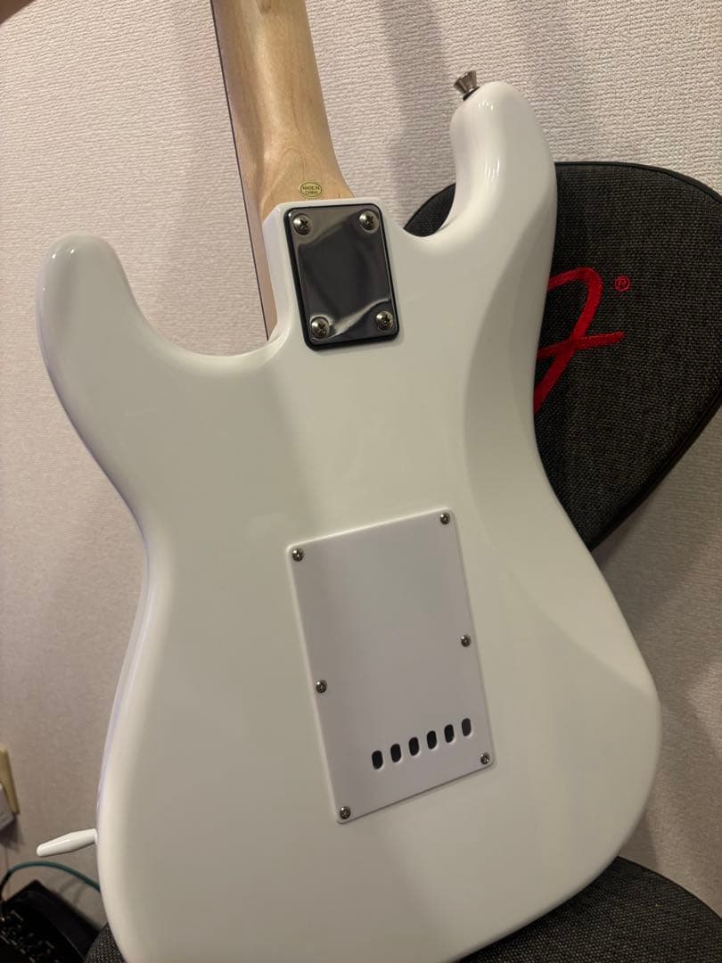ギター PLAYTECH ST250 Rich White
