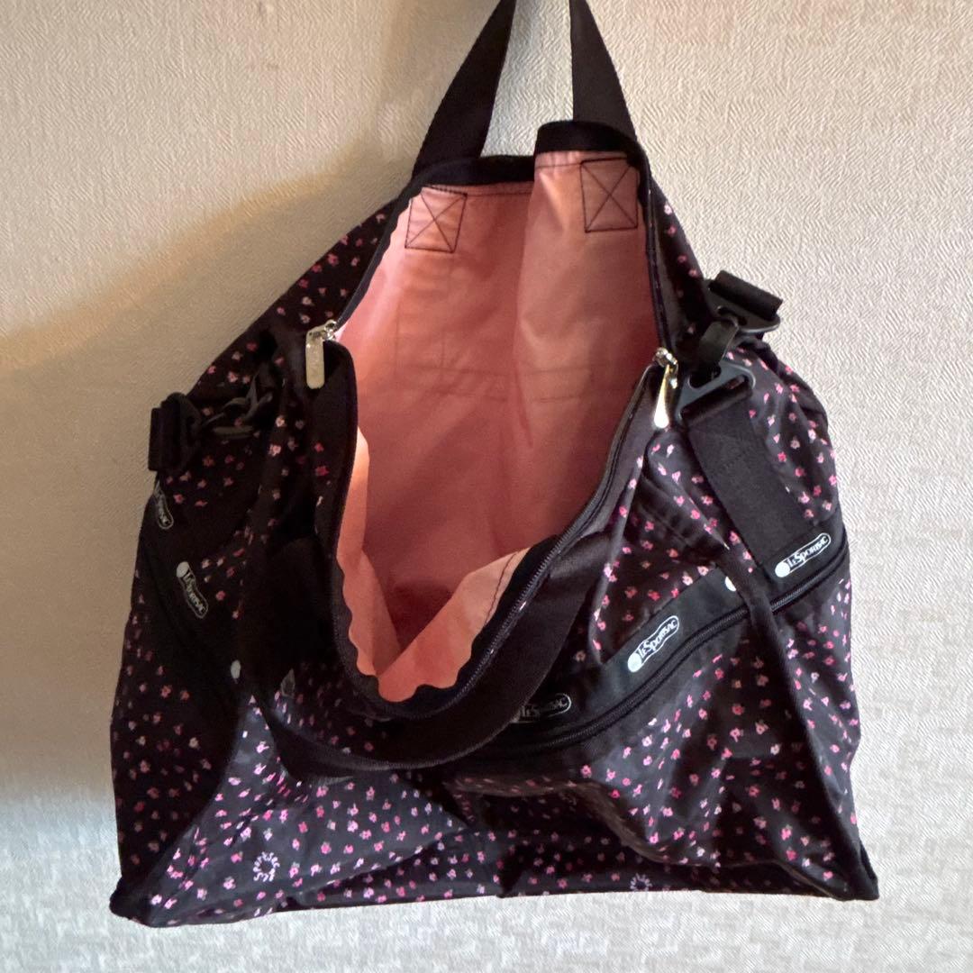 最終値下げ！美品！レスポートサック　ボストンバック　黒×花柄　ミニポーチ付