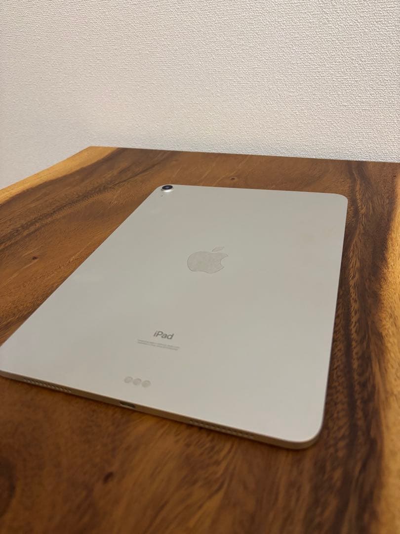 Apple iPad Air 第4世代　シルバー キーボード付き※ジャンク