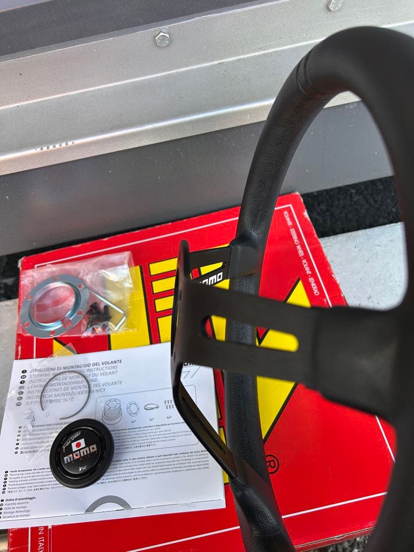 civicunさま専用　MOMO ステアリング328D 90mm