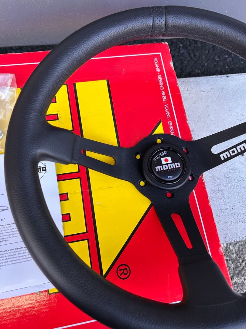 civicunさま専用　MOMO ステアリング328D 90mm