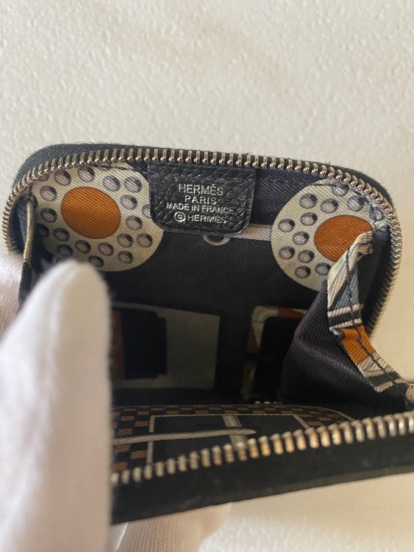 【未使用】正規店購入　エルメス　ブラック ケース　シルク