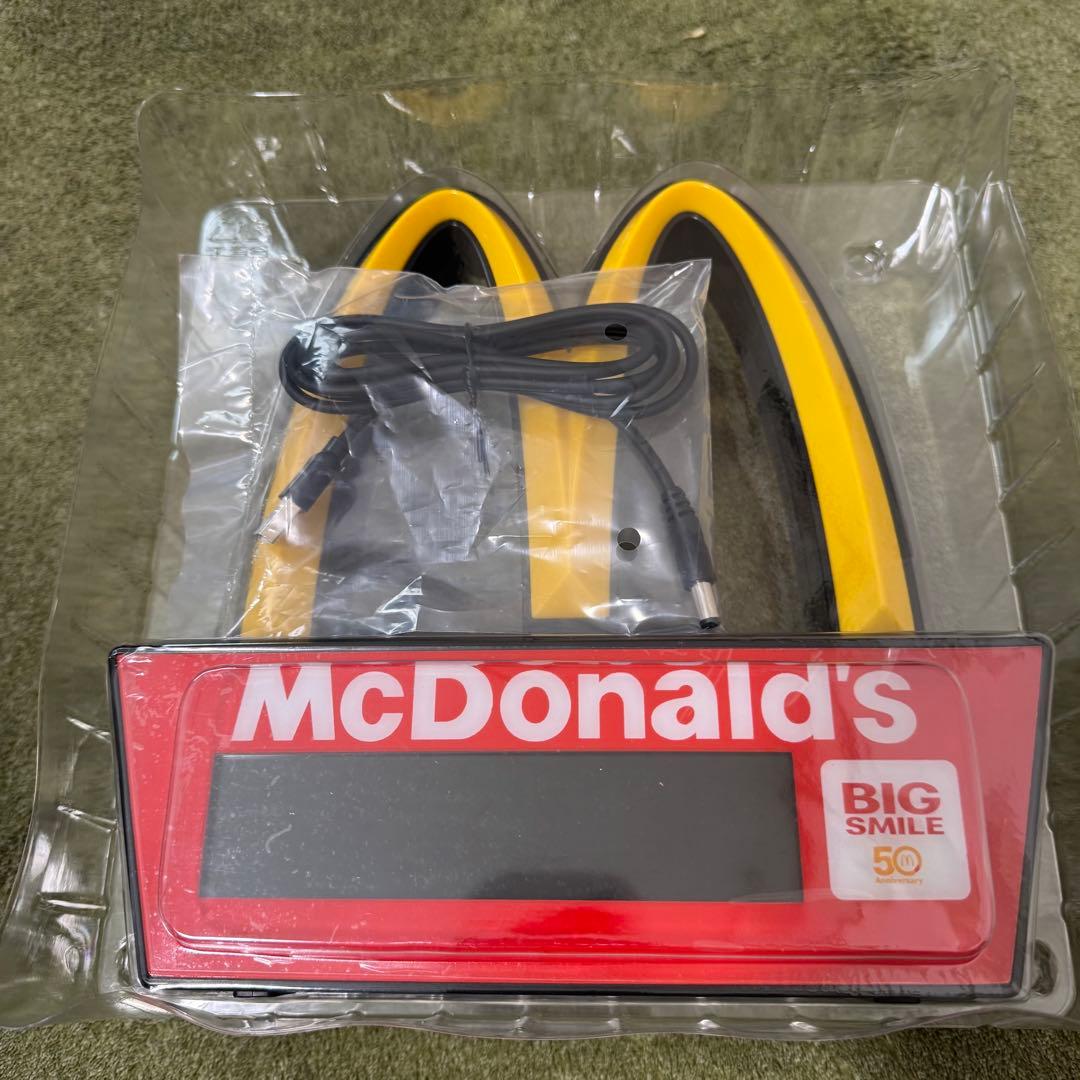 ゴールデンアーチLEDクロック　マクドナルド