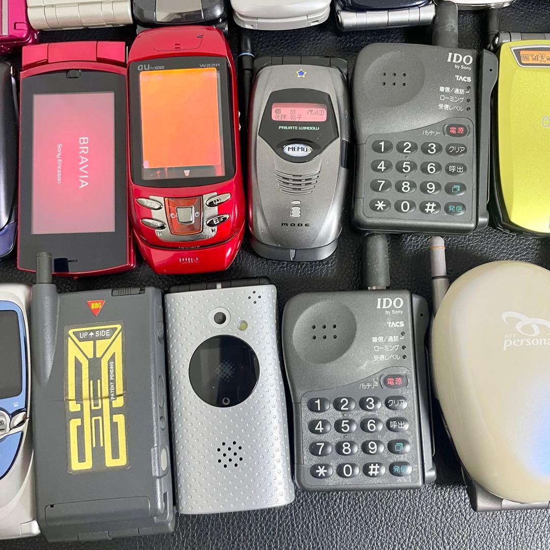【まとめて40点セット】モックアップ 販売店模型 携帯電話 ガラケー フェラーリ