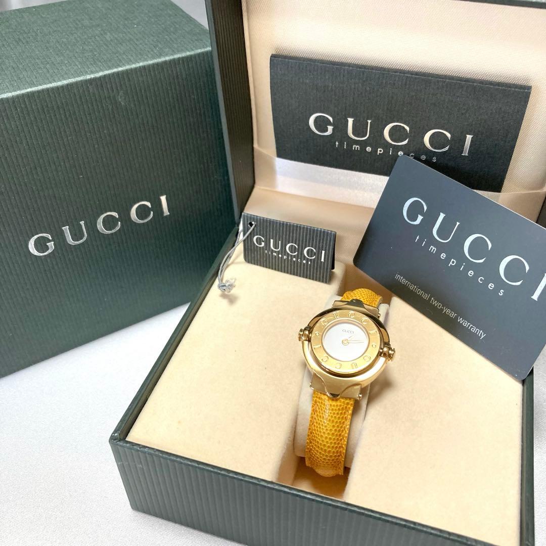 【新品電池/稼働/美品】グッチ 6600L ターンフェイス バングル 腕時計