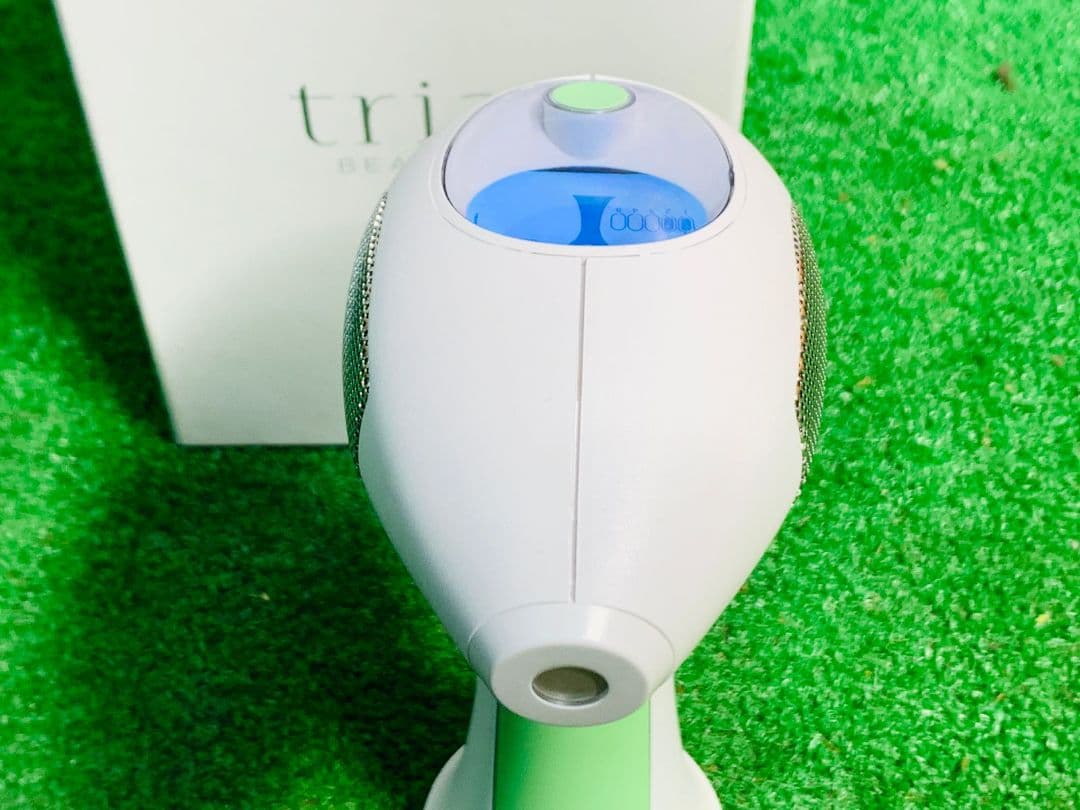 トリア美顔レーザー美顔器（充電器付き）LHR 4.0