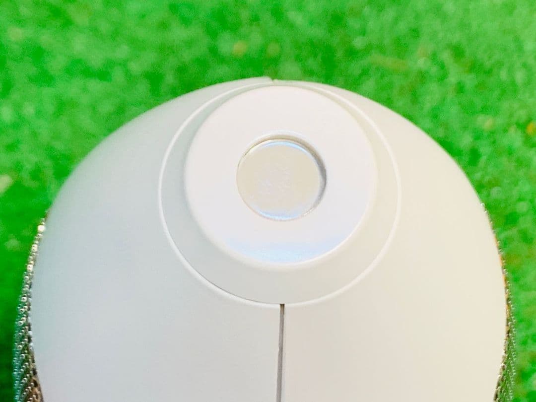 トリア美顔レーザー美顔器（充電器付き）LHR 4.0