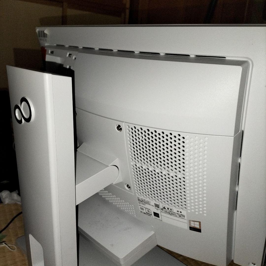 ESPRIMO K558/T モニター一体型PC Corei5 8世代