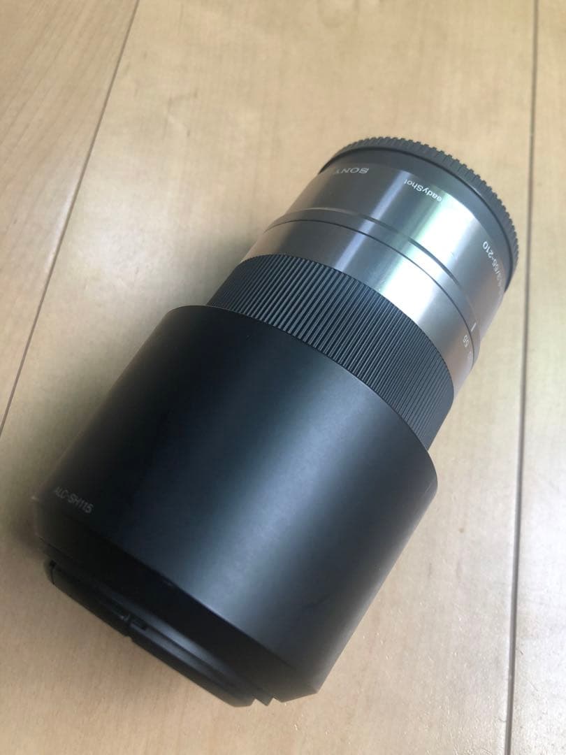 Sony α6000 ミラーレスカメラ 本体とレンズ2種類！