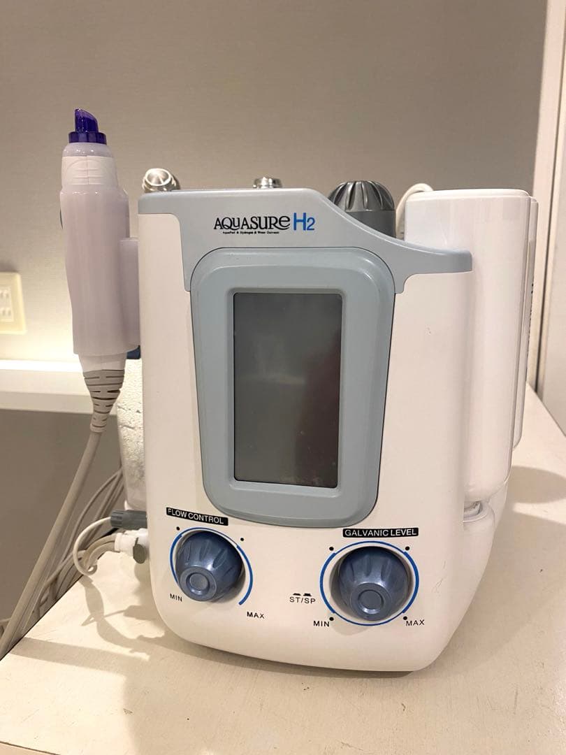 ハイドラフェイシャル　毛穴洗浄