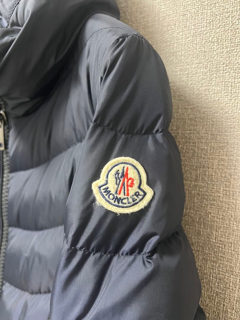 今日限定　値下げ中　MONCLER ネイビー ダウンジャケット 00