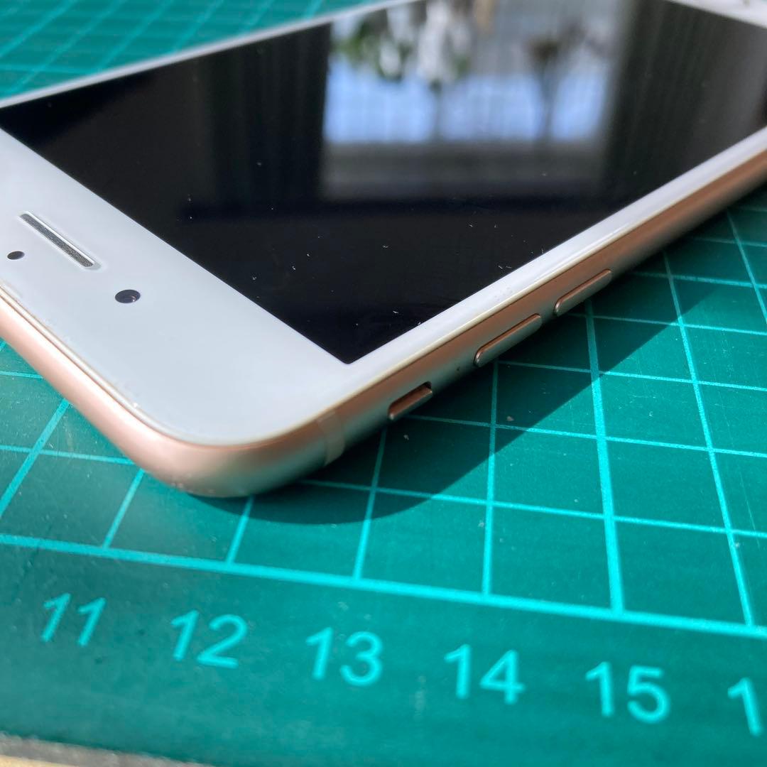 【中古美品】iPhone8 プラス64GB ピンクゴールド docomo