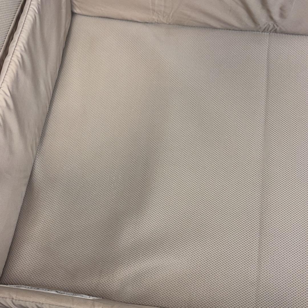 Aprica アップリカ　ココネル エアー ベビーベッド