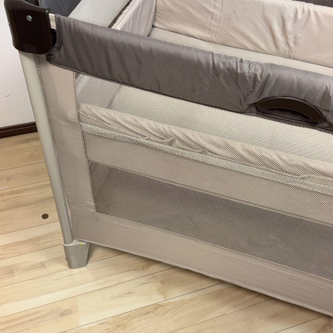 Aprica アップリカ　ココネル エアー ベビーベッド