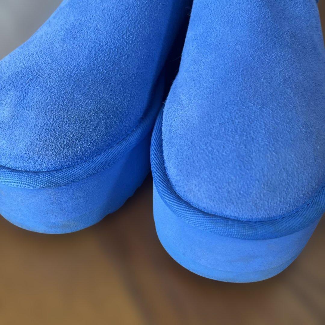 UGG Classic ウルトラミニプラット 厚底ブーツ