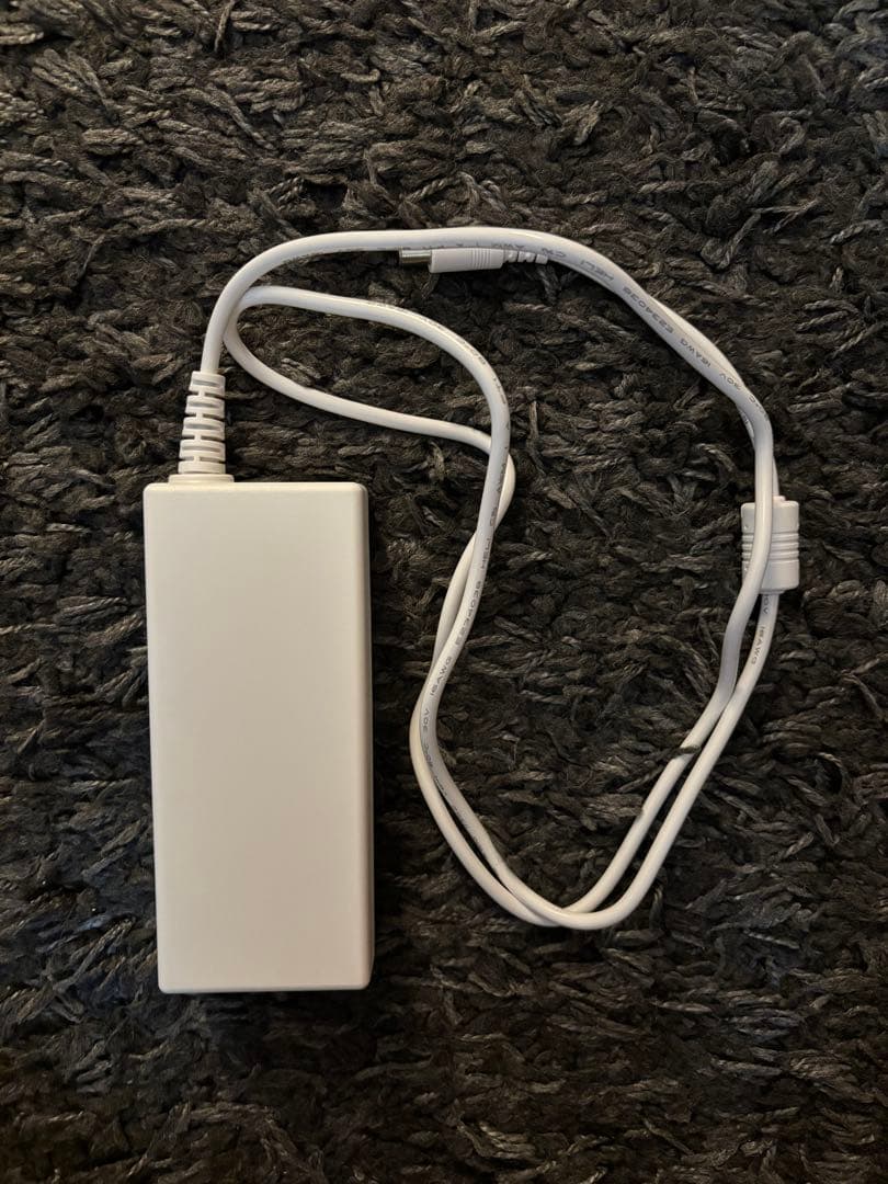 美品LG CineBeam PF610P HD スマートポータブルプロジェクター