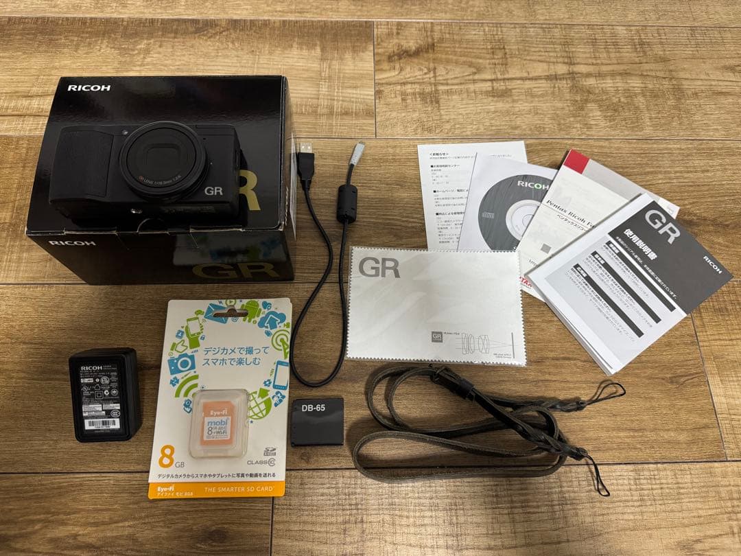 RICOH GR (APS-Cサイズ)コンパクトデジタルカメラ