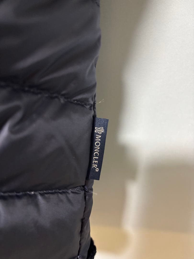 【美品】Moncler モンクレール　ノーカラーライトダウンジャケット