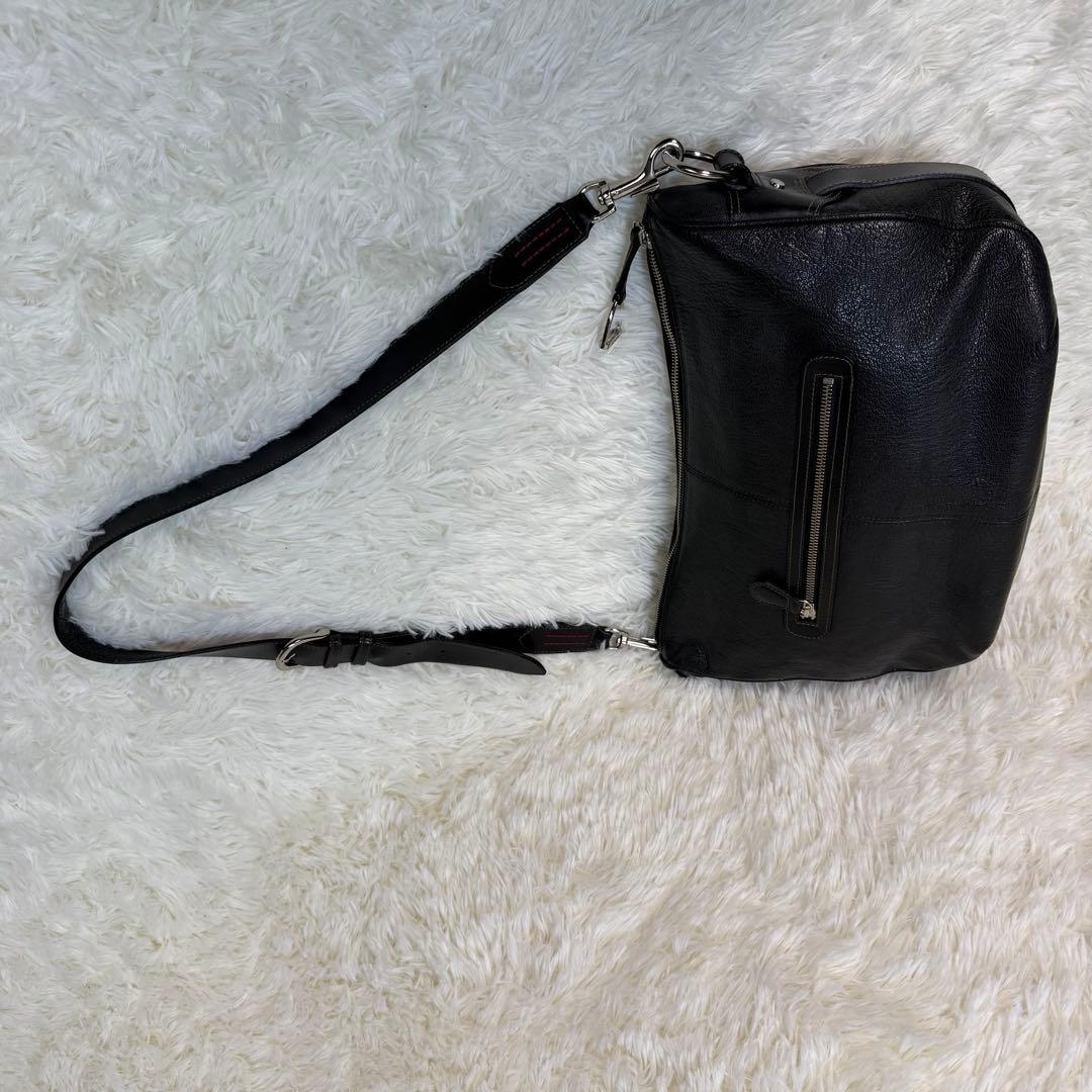 【美品】ソメスサドル ショルダーバッグ メッセンジャーバッグ レザー ブラック