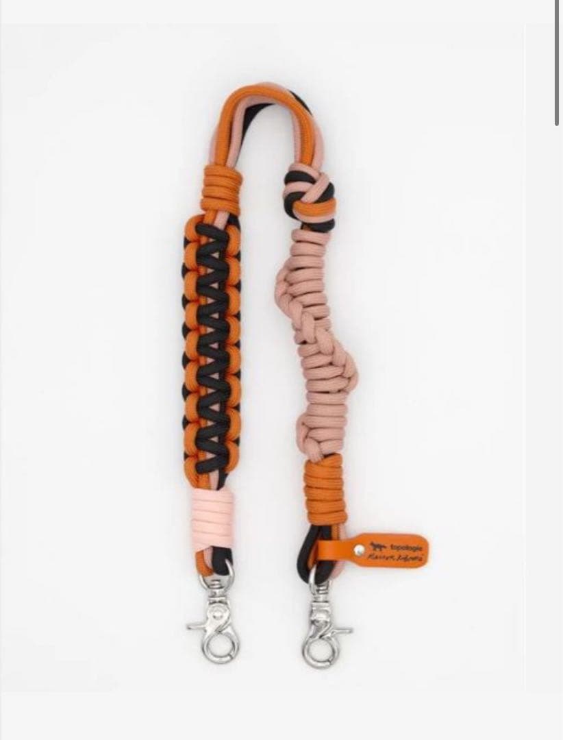 MAISON KITSUNE X TOPOLOGIE ストラップ（アダプター付）