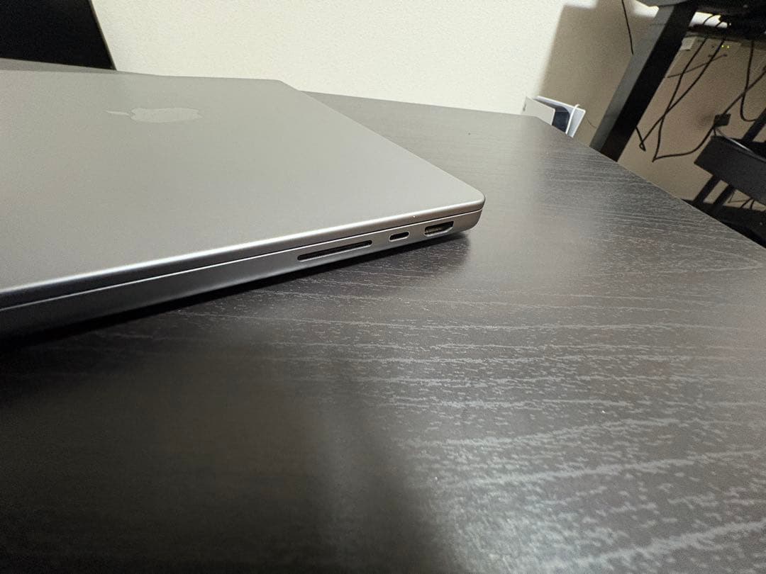 期間限定値下げ！MacBook Pro 14インチ M1 Pro +おまけ