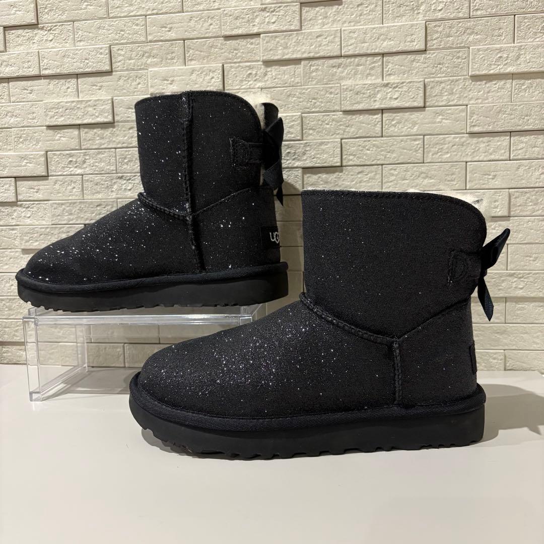UGG W MINI BAILEY BOW SPARKLE リボン 黒ラメ　22