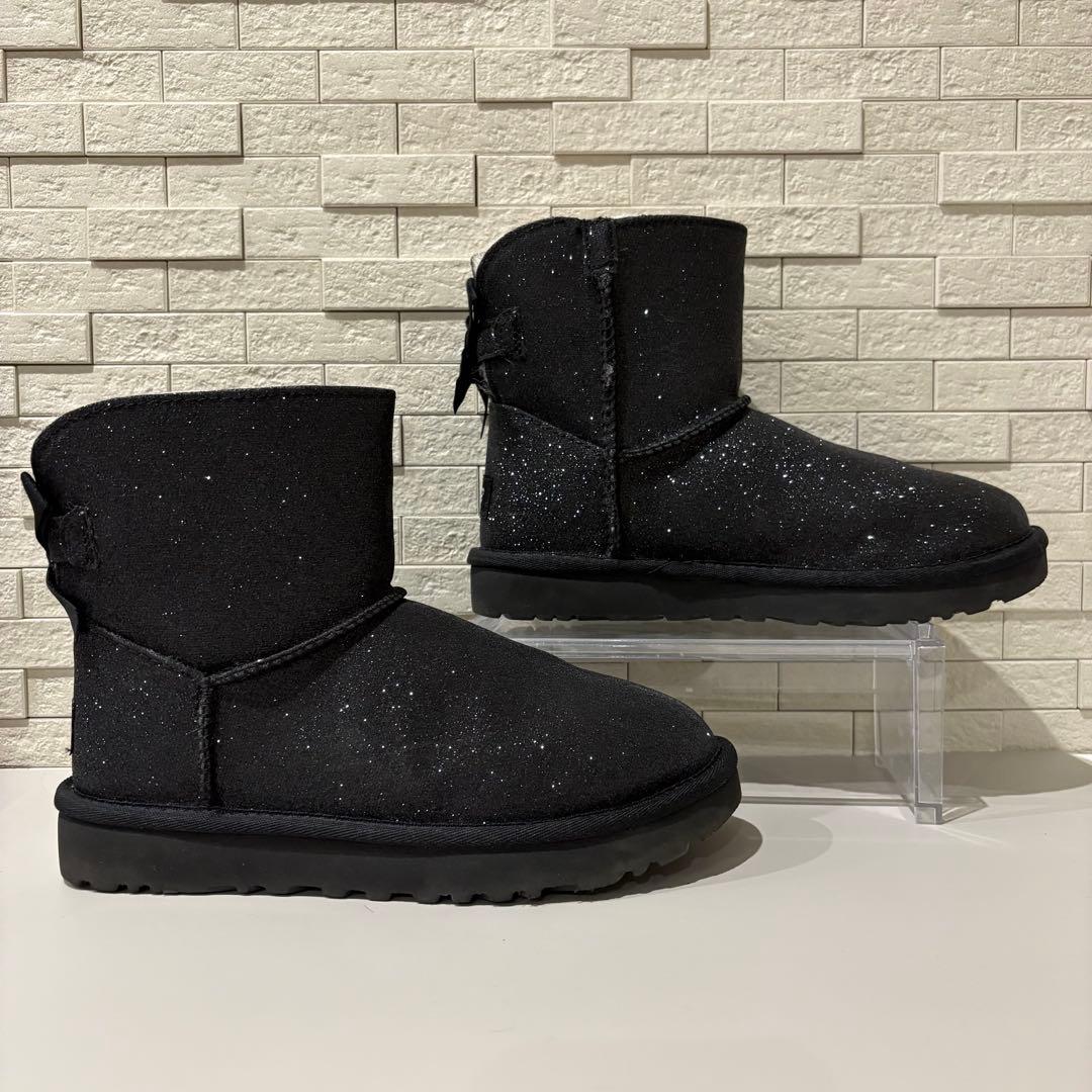 UGG W MINI BAILEY BOW SPARKLE リボン 黒ラメ　22