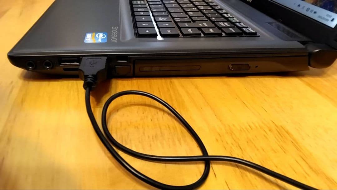 快適☆EPSON Endeavor NY2300S i5 8GB SSD480