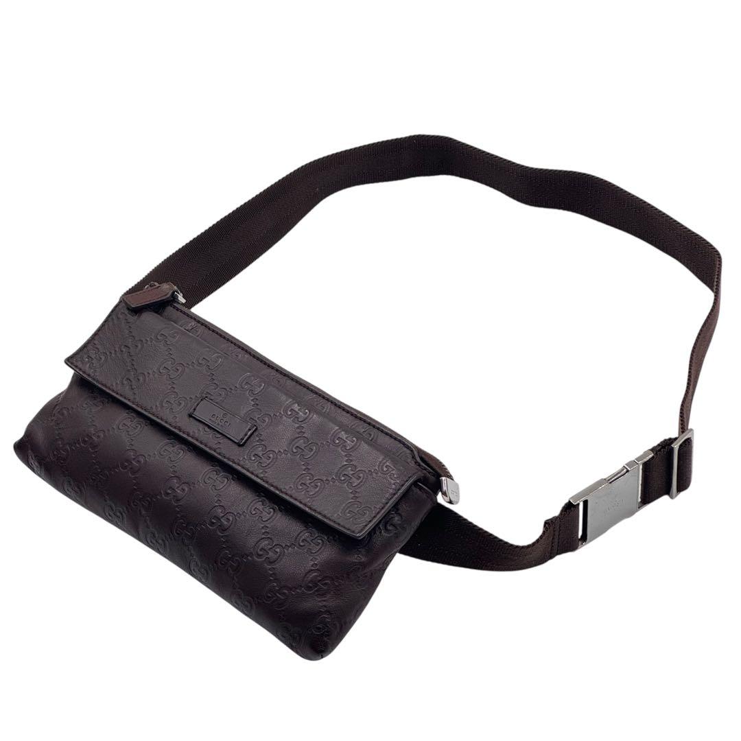 【美品】GUCCI グッチ　ボディバッグ　ウエストバッグ　GG　シマレザー