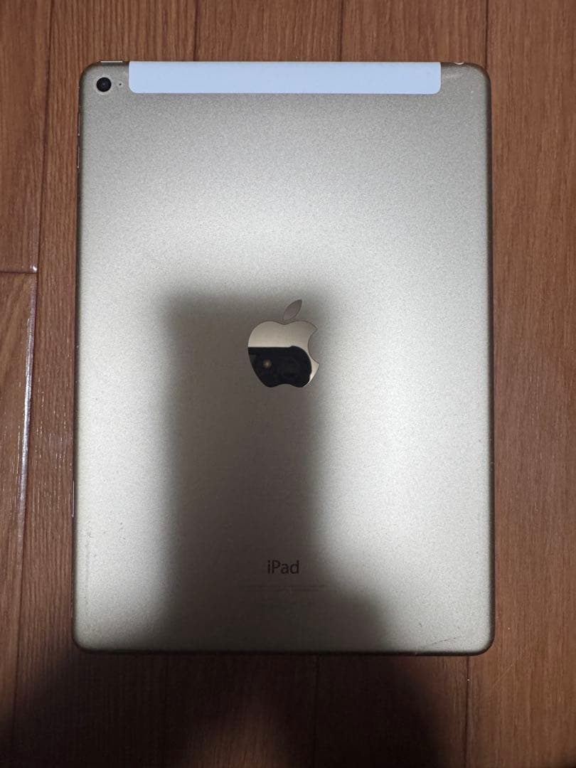 iPad Air 2 128GB ドコモ　本体のみ