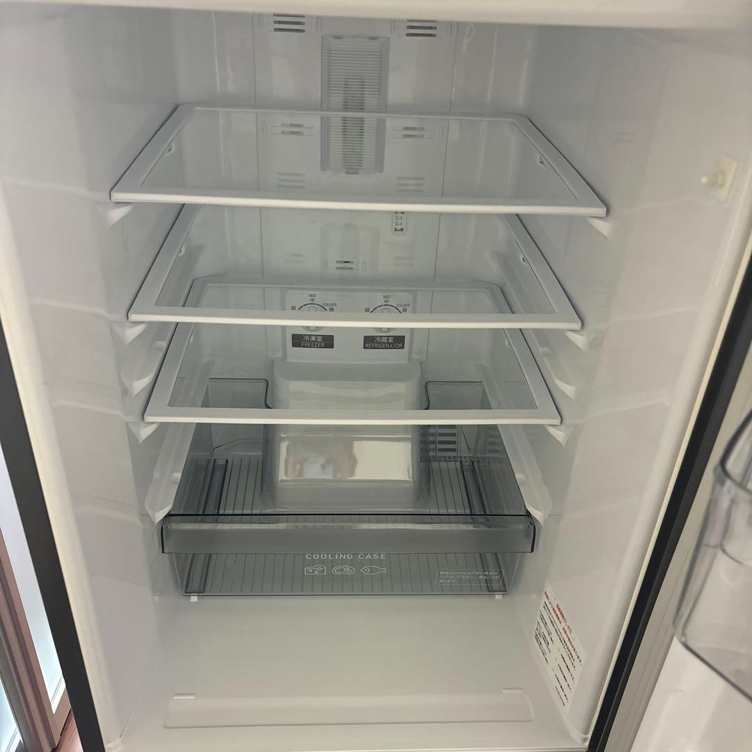【シュウ717】MITSUBISHI 冷蔵庫MR-P15J-H2024年製