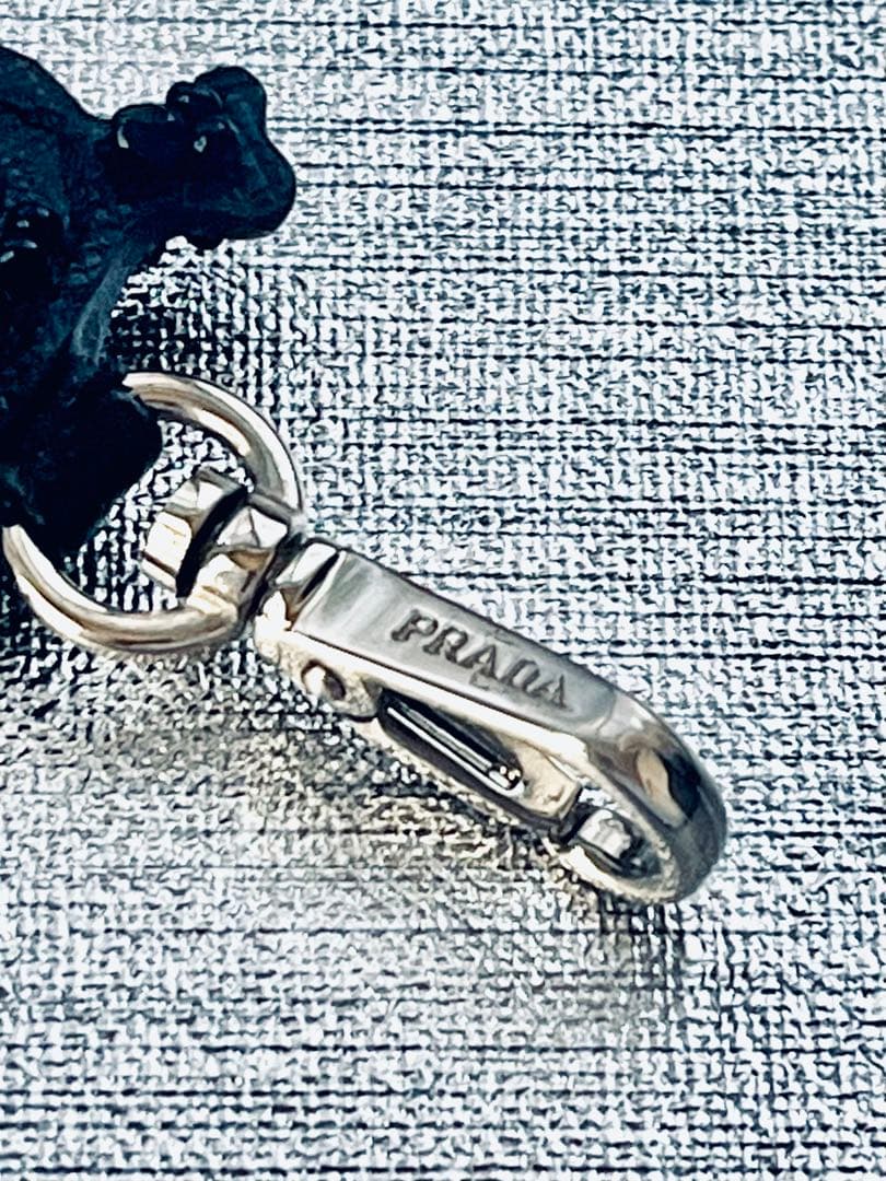 新品未使用 PRADA スカル キーホルダー 箱