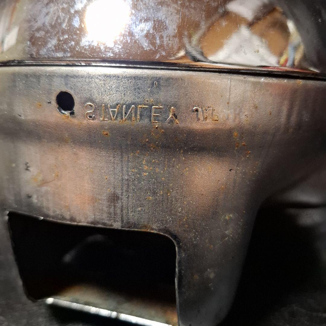 シビエ　凹みレンズ　ヘッドライト