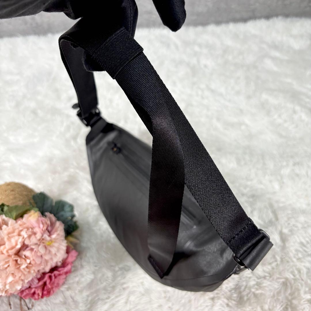 【美品】 アンダーカバー ラミダス コラボ ウエストバッグ 黒 ボディバッグ