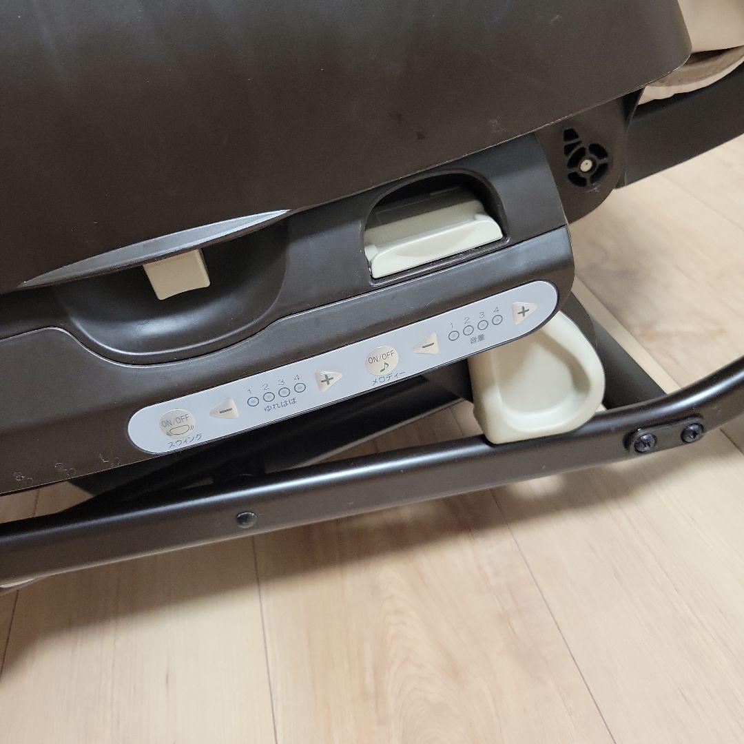 Combi ネムリラ　AUTO SWING　電動