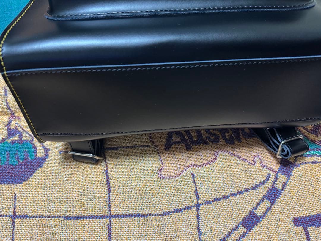 Dr. Martens/ドクターマーチン レザー バックパック AC989003