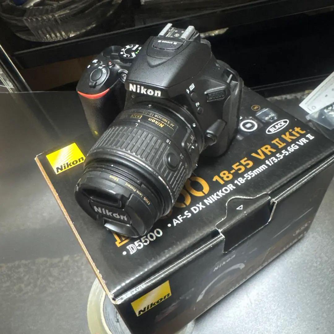 デジタルカメラ Nikon D5500 18-55mm VR II